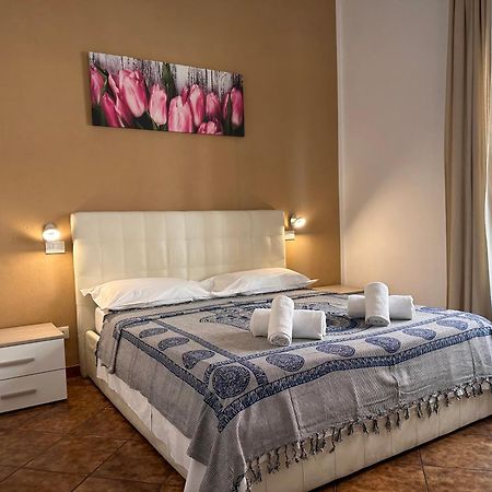 Crown Guest House Пиза Екстериор снимка