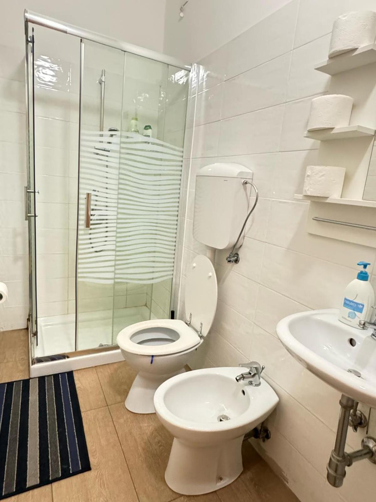 Crown Guest House Пиза Екстериор снимка